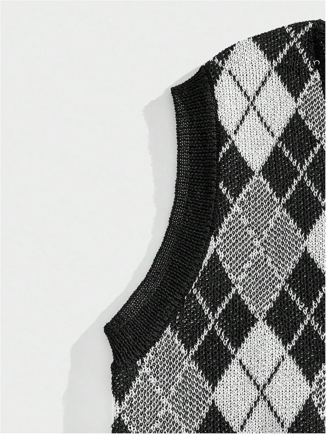Men's Plaid Geometric Sleeveless Knitted Sweater V Neck Crochet Pullover Sweater Vest
