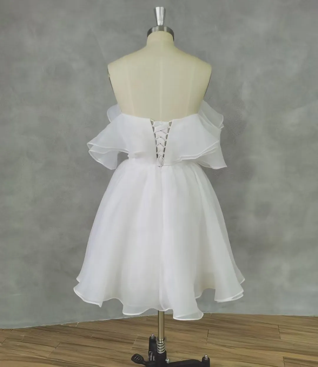 Sweetheart Short Wedding Dress for Bride Detachable Sleeves Boho Wedding Dress Tulle Bridal Gown