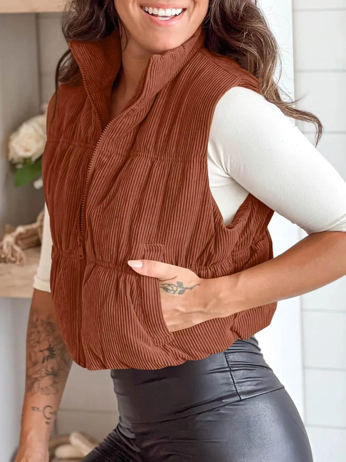 Tankaneo Womens Cropped Puffer Vest Corduroy Lightweight Sleeveless Padded Coat Zip Up Warm Outerwear