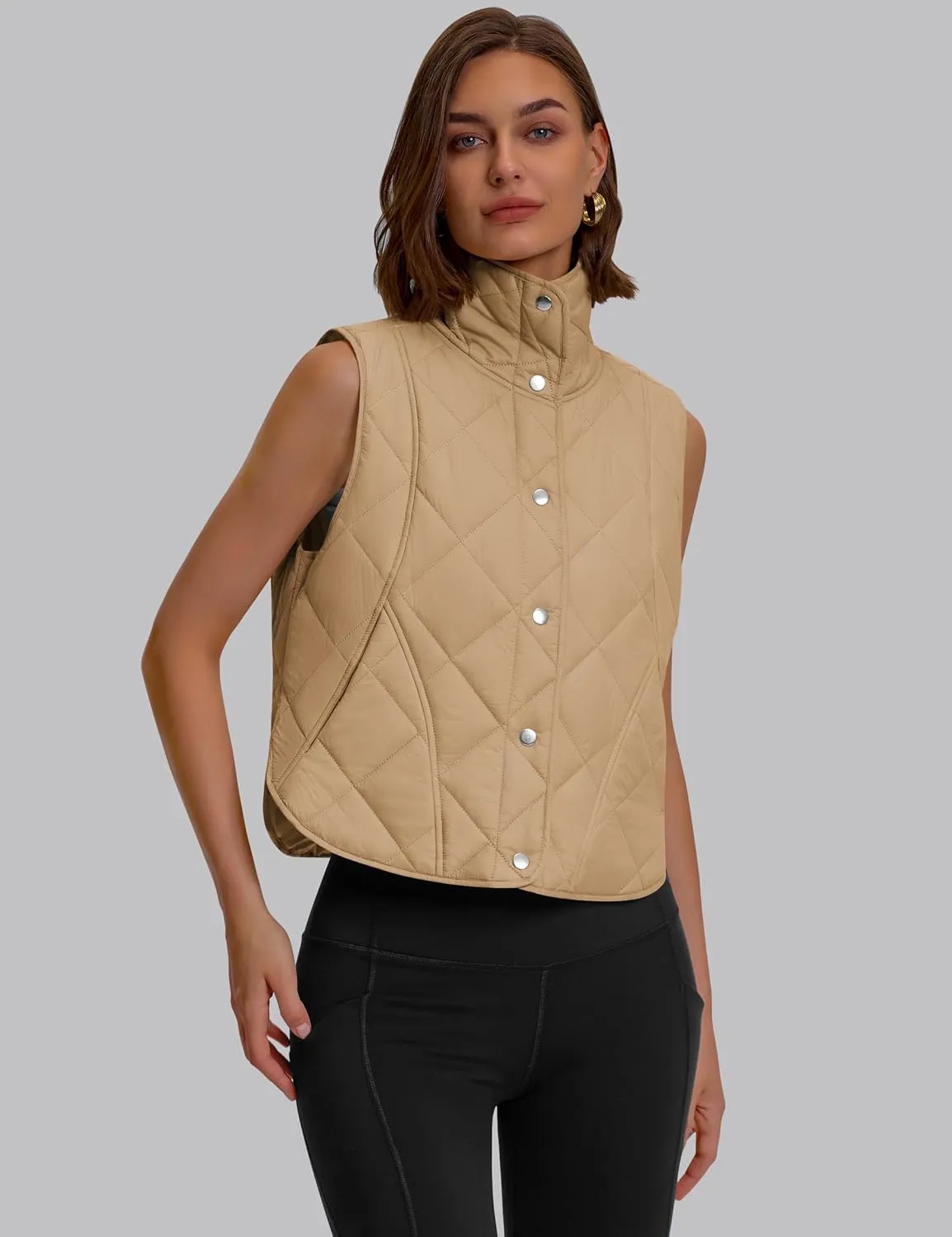 Womens Quilted Vest Cropped Puffer Vest Outerwear Stand Collar Button Down Padded Oversized Gilet with Pockets